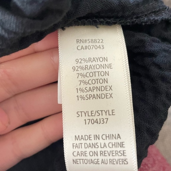 NWT MAX STUDIO SHORT SLEEVES  BLACK SHIRT - XS - Picture 6 of 9